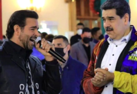 Cancelan contratos a Pablo Montero tras cantarle a Maduro