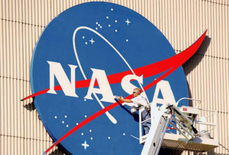 Basura retrasa un paseo espacial por reparaciones en la EEI