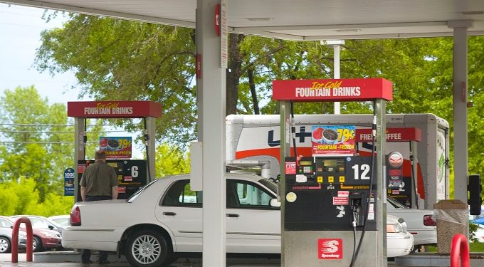 Precio de la gasolina en Florida comenzó estable