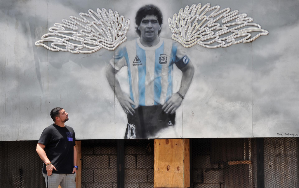 Conmebol reúne a campeones del 86 para homenajear a Maradona