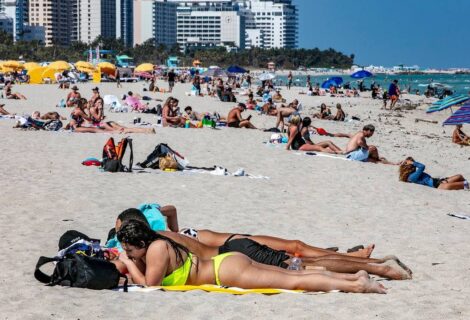 Miami Beach renueva su comisión municipal
