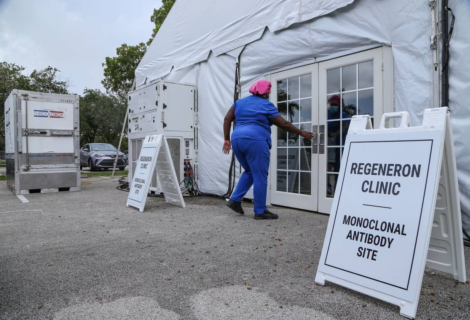 Florida cierra todos los sitios de tratamientos con anticuerpos