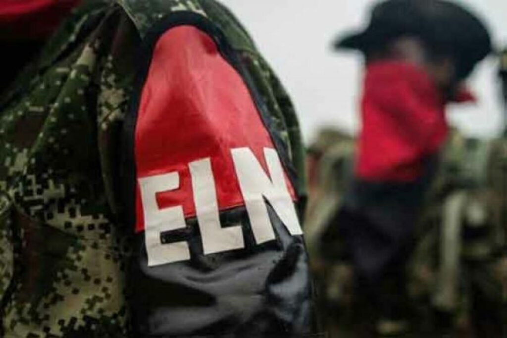 Enfrentamiento entre las FARC y ELN deja a más de 20 muertos en Colombia