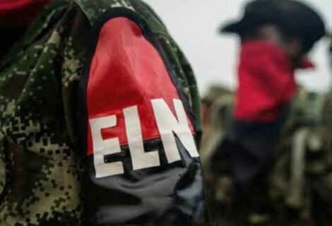 Enfrentamiento entre las FARC y ELN deja a más de 20 muertos en Colombia