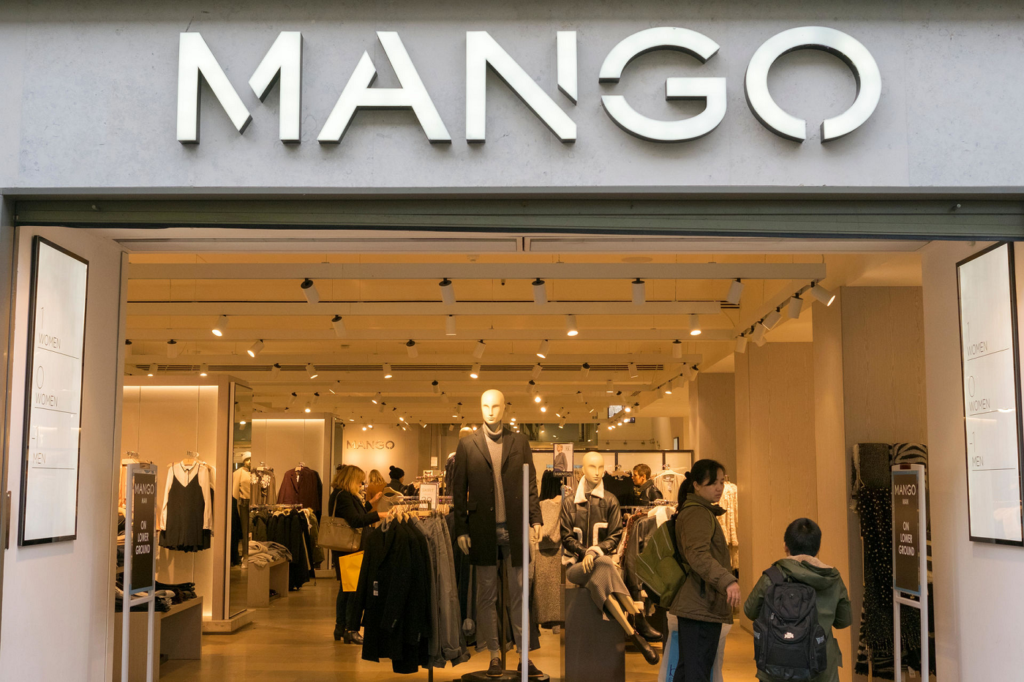 Mango abrió 221 tiendas en 2021