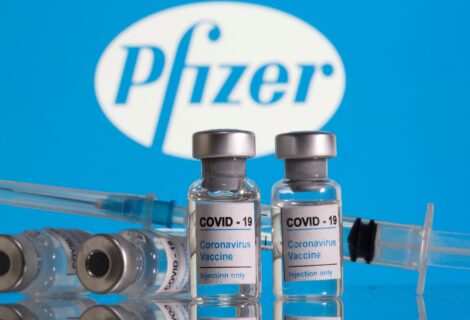 Pfizer afirma que es necesaria una cuarta dosis de la vacuna