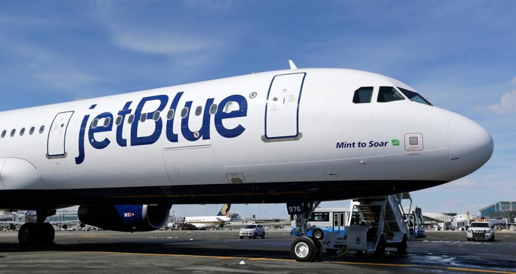 JetBlue dejará de operar en 9 rutas en Florida