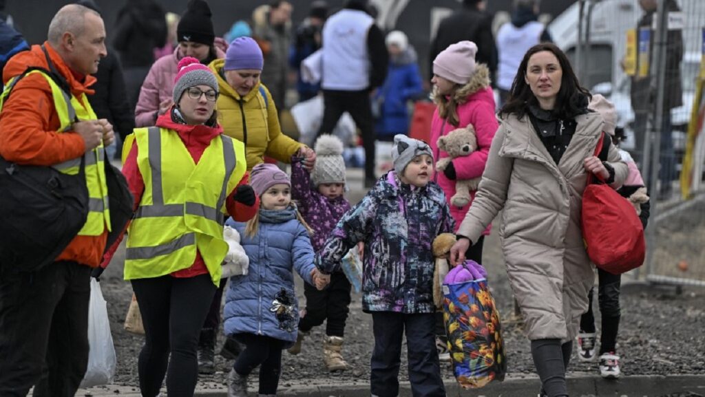 Ucrania anuncia resultados «positivos» sobre corredores humanitarios en negociaciones con Rusia