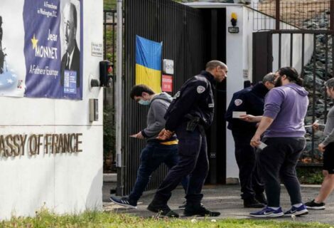 La embajada francesa en Ucrania regresa a Kiev
