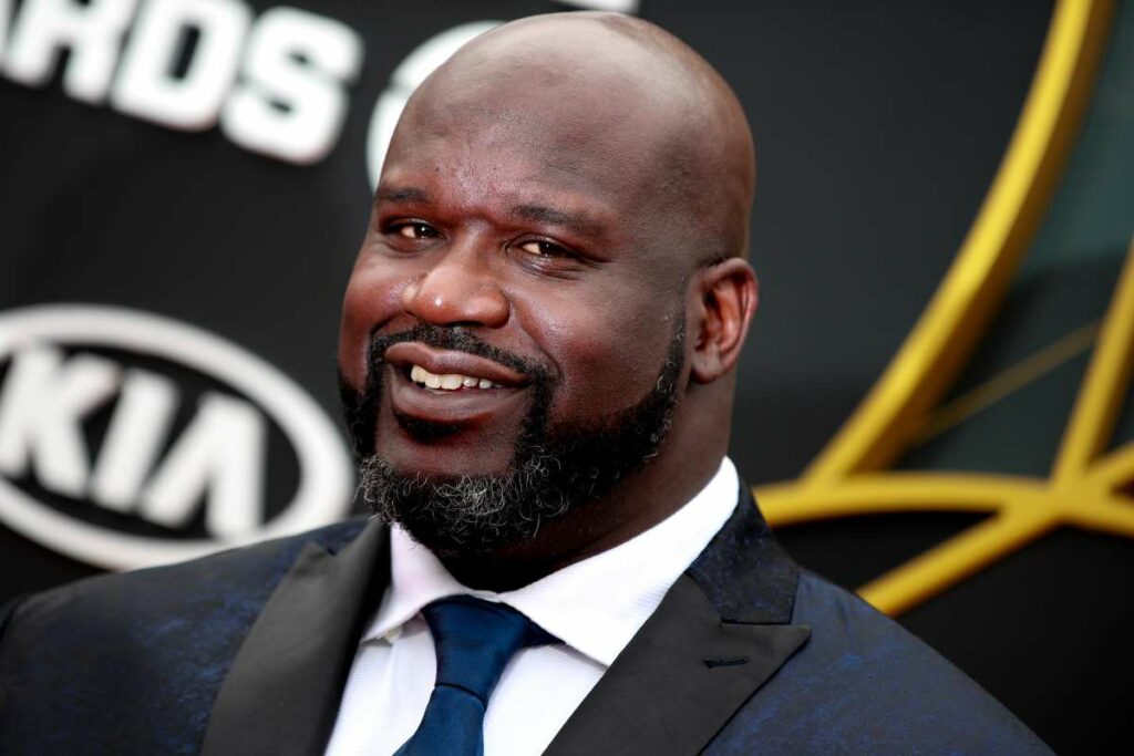 Shaquille O’Neal se ofrece para dirigir a Los Angeles Lakers