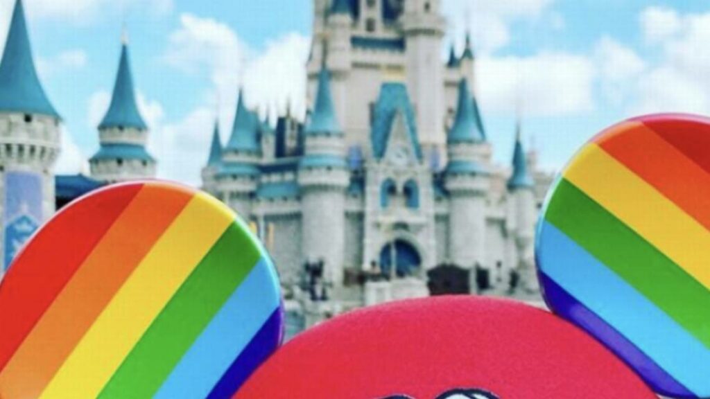 Republicanos amenazan a Disney por apoyar a la comunidad LGTBQ+