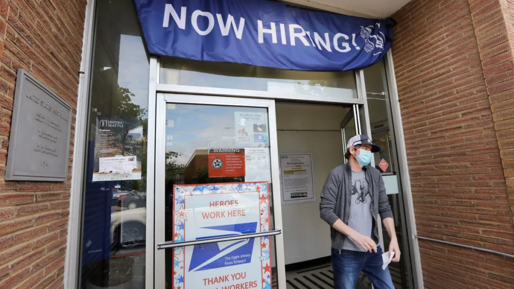 Desempleo en EEUU cae a 3,6% en marzo