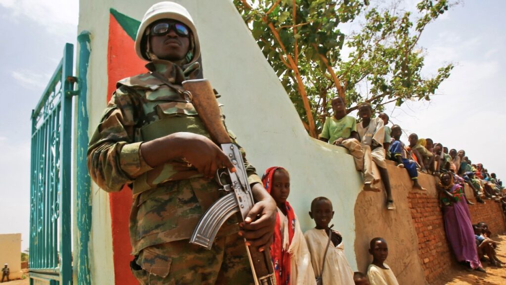 Unas 160 personas muertas este domingo por violencia en región sudanesa de Darfur