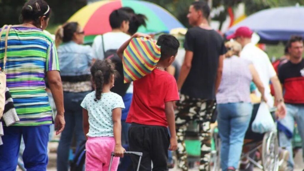 Reportan que 1.400 venezolanos migran de su país diariamente