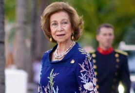 La reina Sofía desborda elegancia en Miami ante reencuentro con su marido