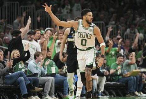 Los Celtics superan a los Bucks y son el rival de Miami Heat