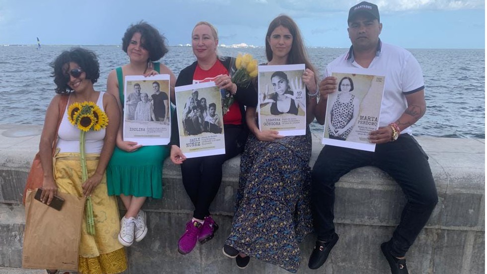 Exiliados cubanos homenajean a madres de los presos políticos