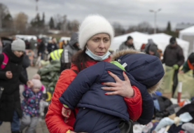 Evacuados "casi 500 civiles" de Mariúpol