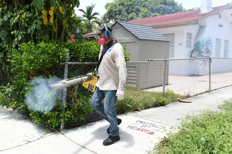 Miami-Dade comienza fumigación contra mosquitos