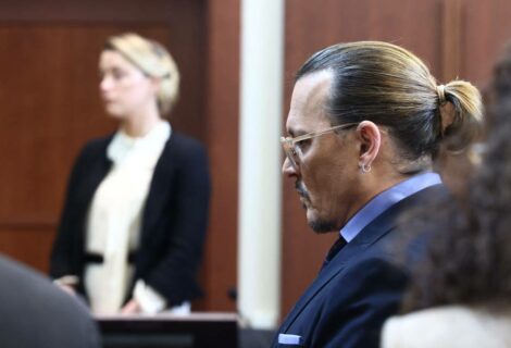 Amber Heard y Johnny Depp cruzaron miradas durante el juicio