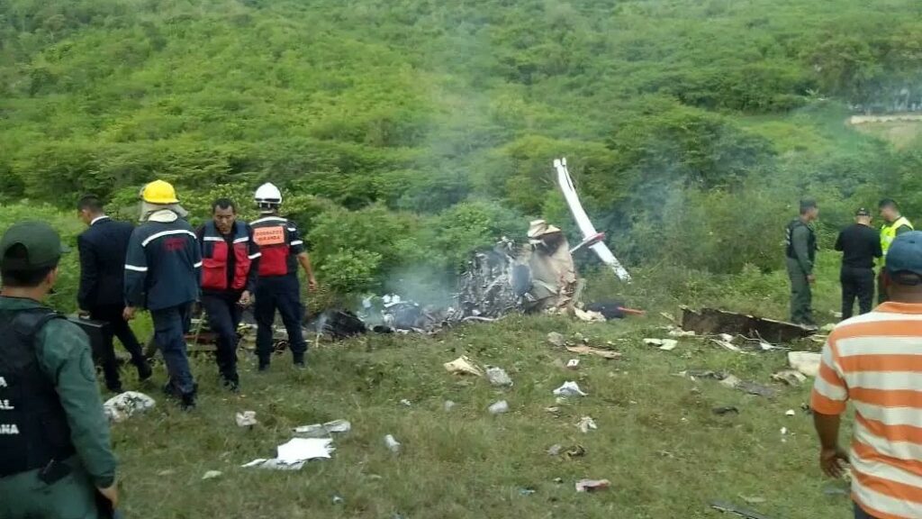 Accidente aéreo en Venezuela deja seis fallecidos
