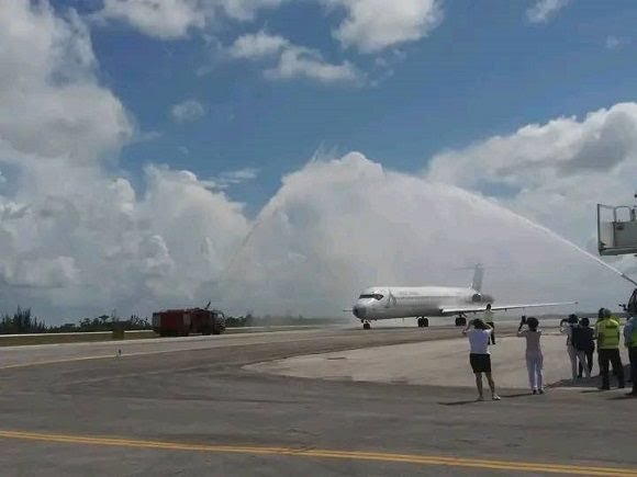 Se reinician los vuelos entre Miami y Santa Clara con el aterrizaje de la aeronave N802WA de World Atlantic