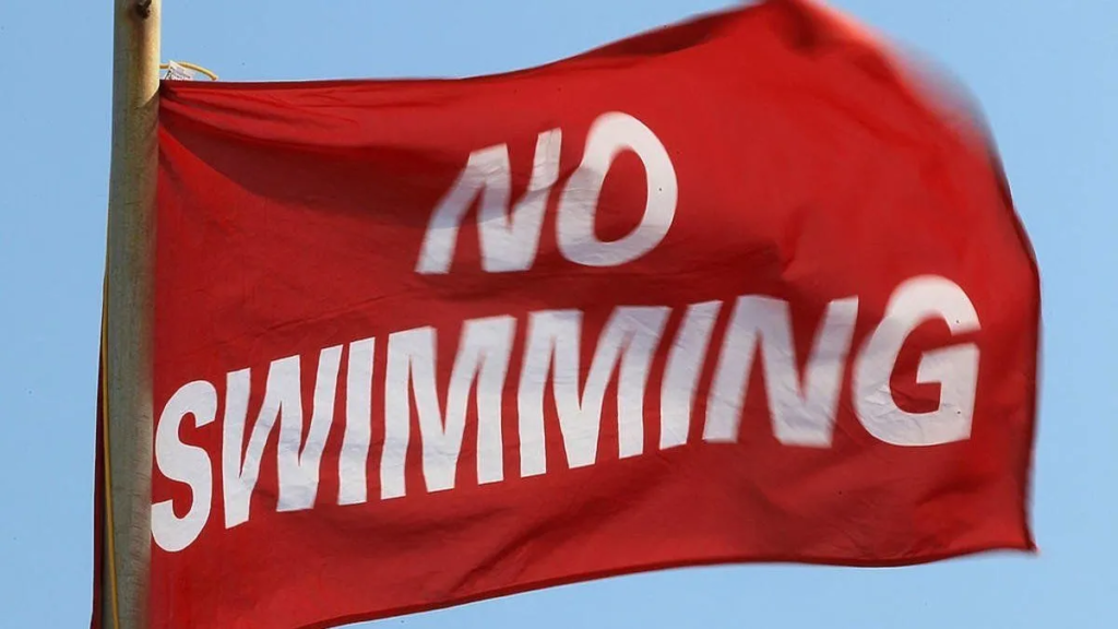Miami-Dade: Levantan advertencia de no nadar en Virginia Key