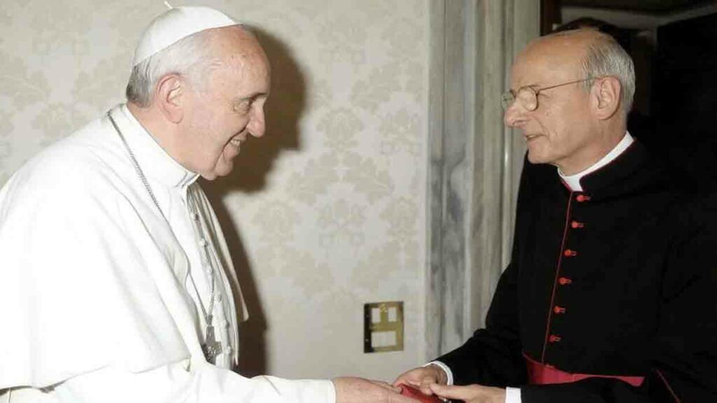Papa recorta atribuciones al Opus Dei y le pide cuentas