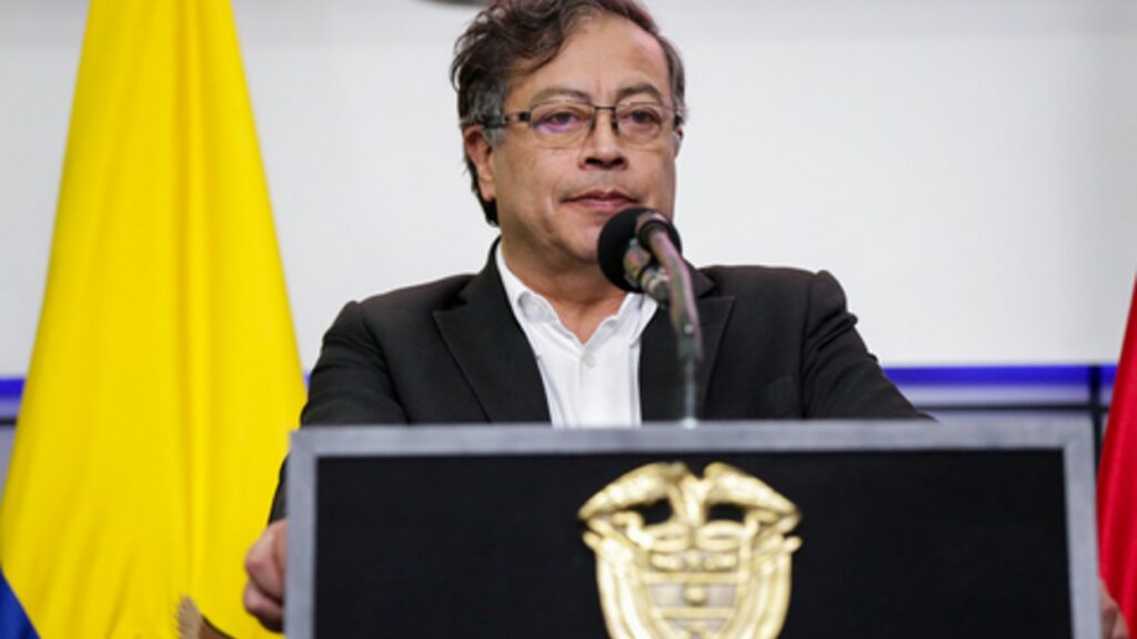 Presidente de Colombia anunció que subirá el precio de la gasolina