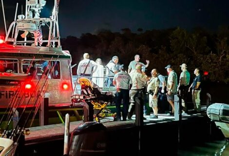 Miami: 11 heridos al volcarse un barco