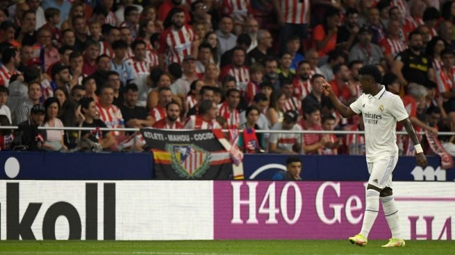 El Atlético de Madrid «condena rotundamente» los insultos racistas a Vinicius