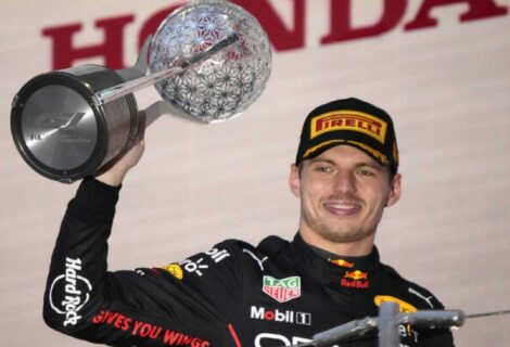 Verstappen revalida el título de campeón mundial de F1 al ganar en Suzuka