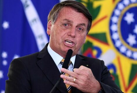 Bolsonaro vuelve a cuestionar el sistema electoral de Brasil