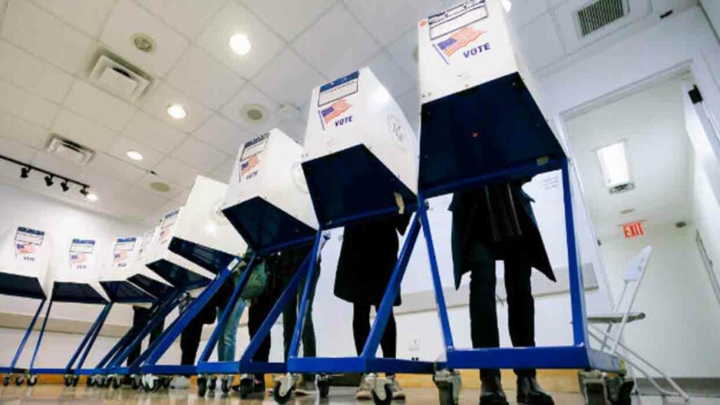 Reportan fallos en máquinas de votación en condado Maricopa de Arizona