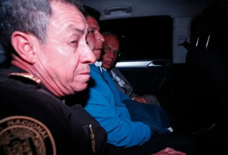 Juez dicta siete días de detención preliminar a expresidente Pedro Castillo
