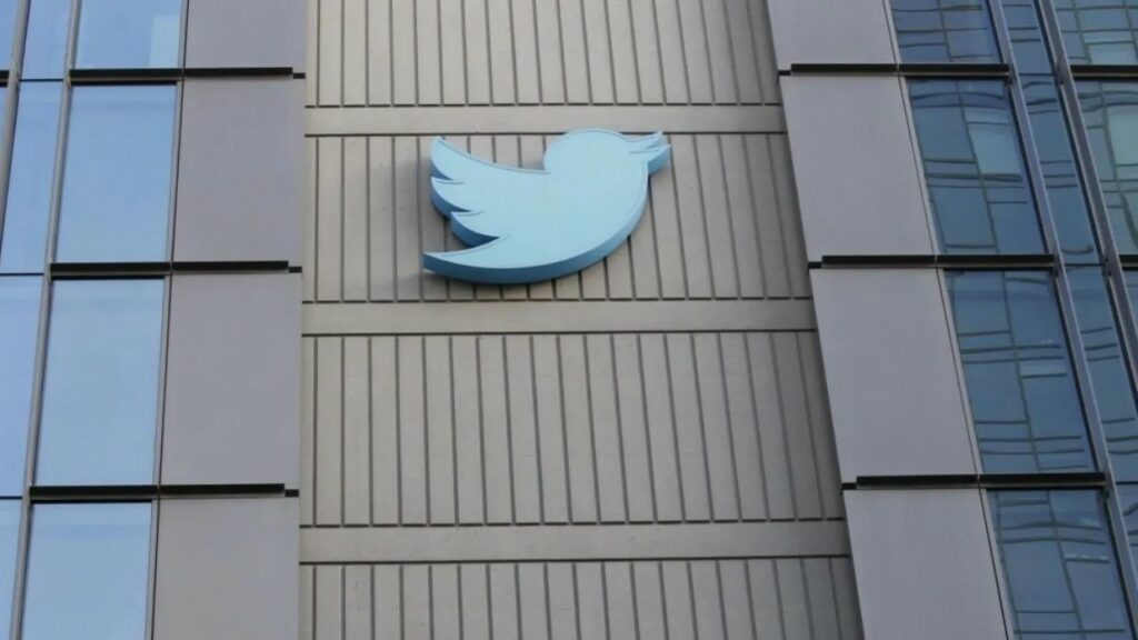 Twitter revierte cambios que prohibía enlaces a otras redes