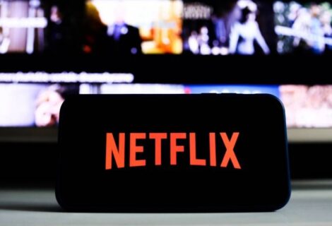 Netflix se retracta de su decisión: Ya no cobrará por usar la misma cuenta en varias casas