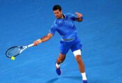 Regreso triunfal de Djokovic a la pista "más especial" de su vida