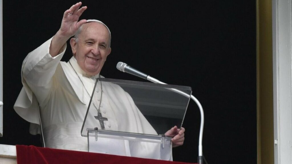 Papa Francisco pide el fin de la violencia en Perú y anima al diálogo
