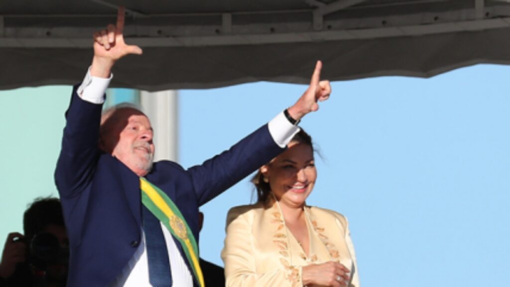 Lula Da Silva asistirá al velorio de Pelé este martes