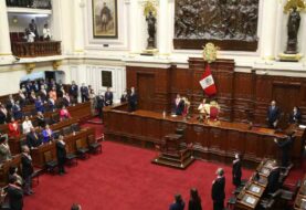 Congreso de Perú aprobó volver a debatir un adelanto electoral para 2023