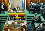 Uganda promueve una ley contra los homosexuales con pena de muerte y cárcel