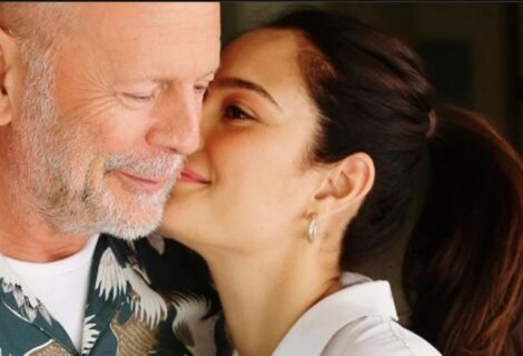 Esposa de Bruce Willis pide respeto por su esposo