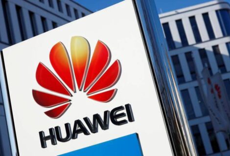 La UE veta equipos de chinos Huawei y ZTE por temores de espionaje
