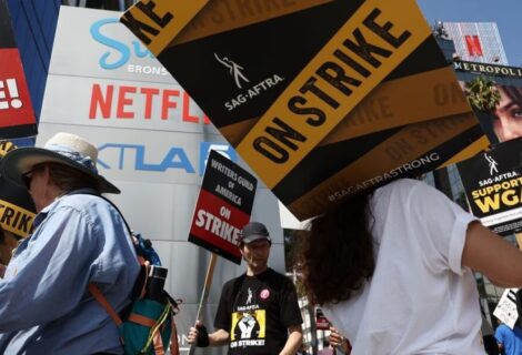 Jessica Chastain pide una negociación tras la huelga de guionistas en Hollywood
