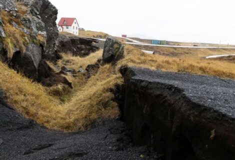 Islandia entra en alerta por posible erupción volcánica