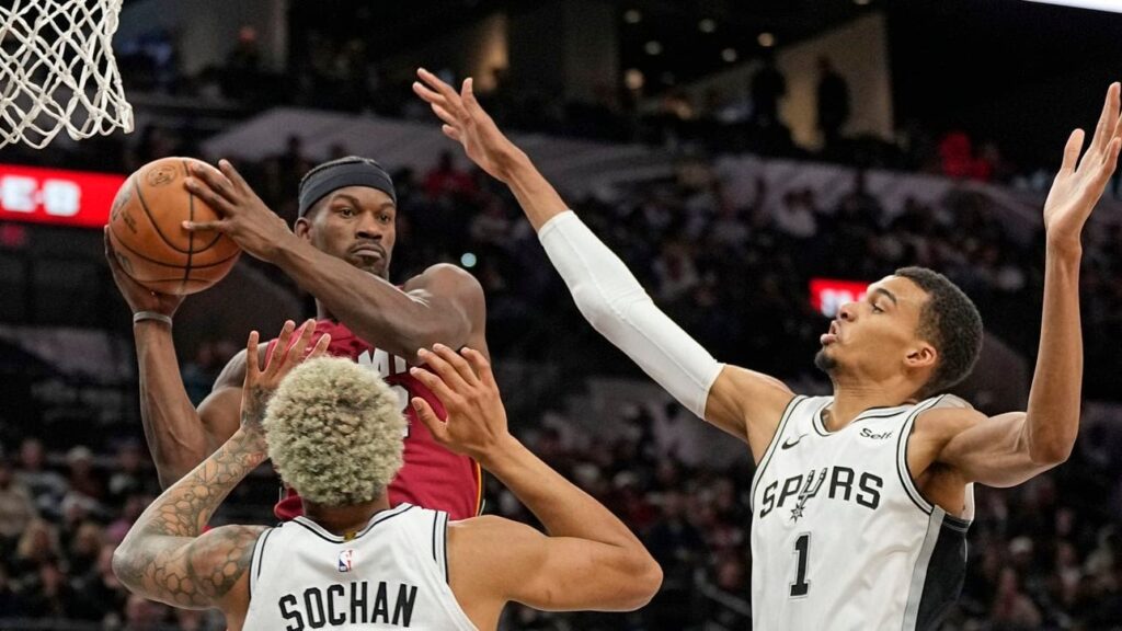 NBA: Miami Heat supera a los Spurs en cerrado duelo