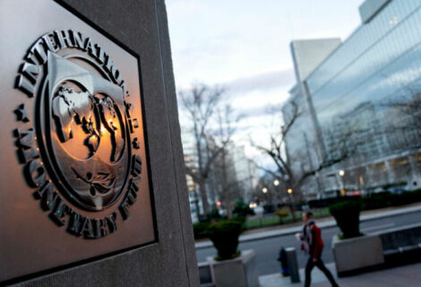 FMI reacciona a medidas económicas en Argentina