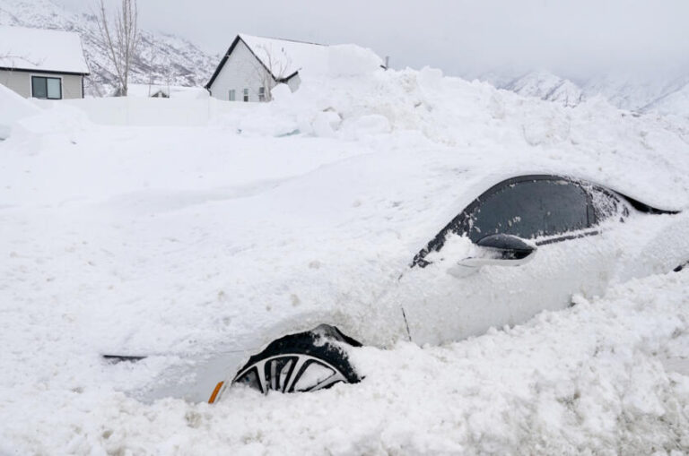 Fuerte tormenta de nieve causa accidentes y varios muertos en Tennessee y otros estados