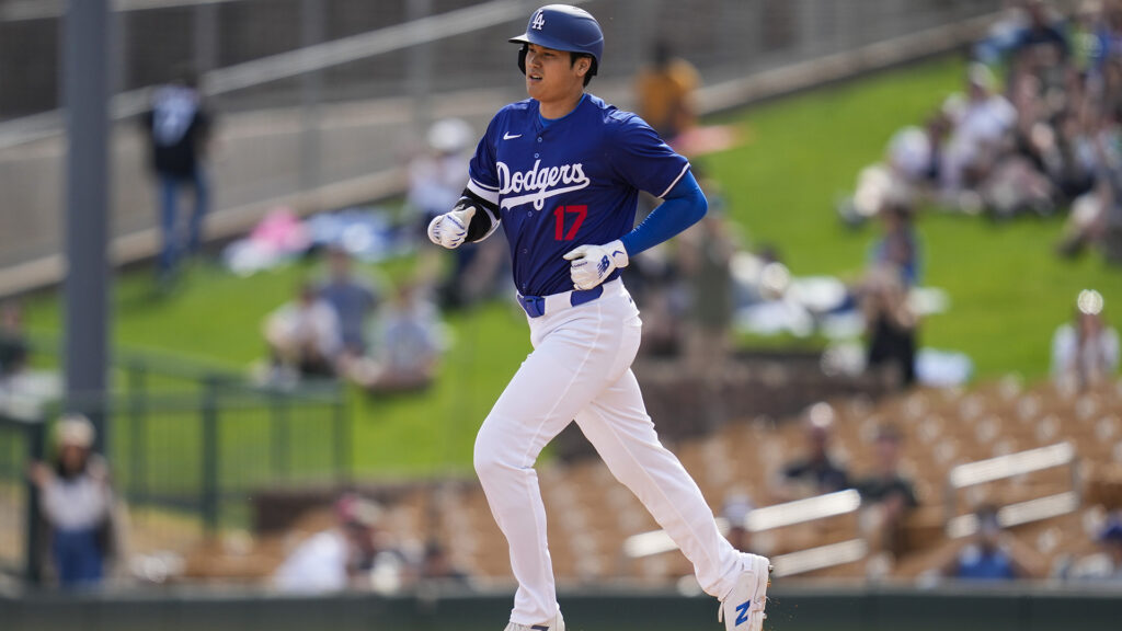 Shohei Ohtani pega jonrón e ilusiona con su debut de pretemporada con los Dodgers